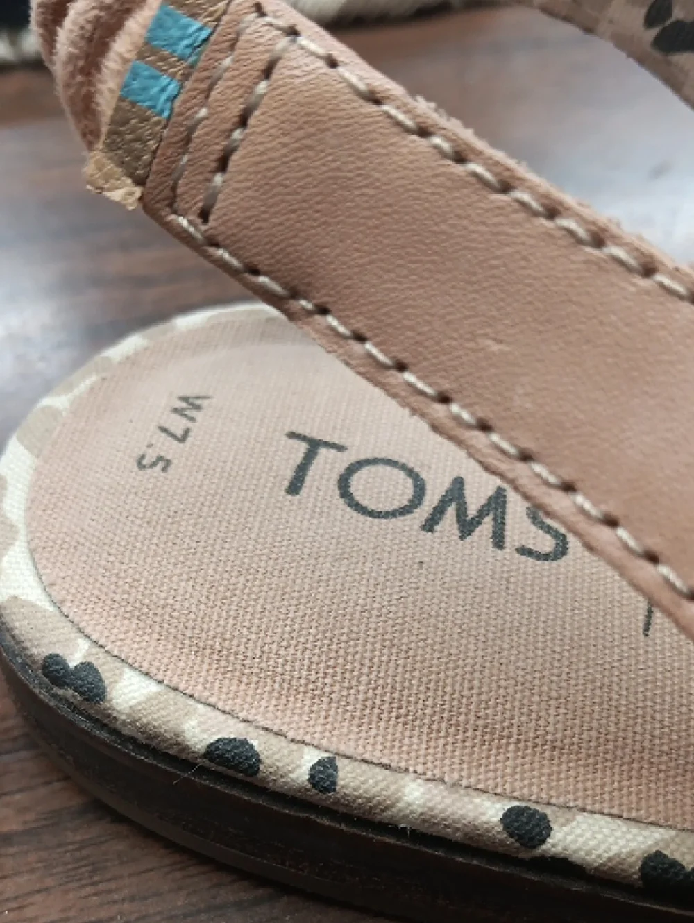 TOMS Women's Tan Slingback Flats